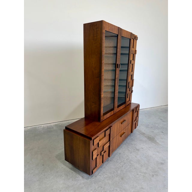 1970s 1970s Lane Staccato Brutalist 2pc Hutch Display Cabinet For Sale - Image 5 of 12