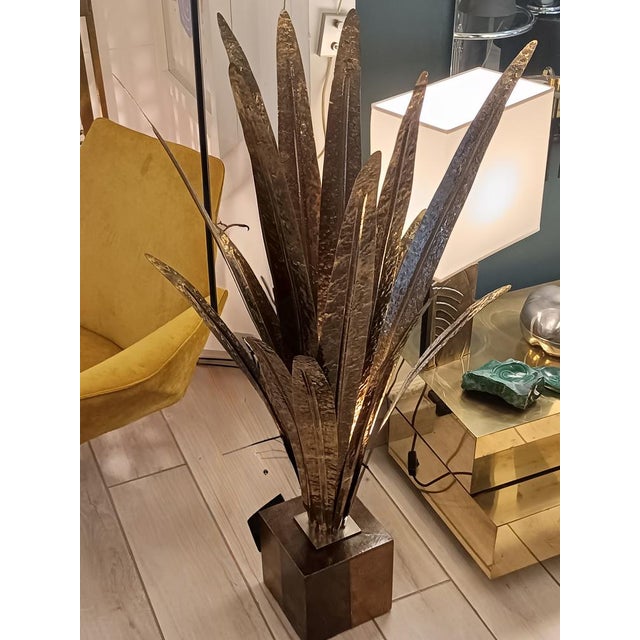 Gilt Palm Table or Floor Lamp in the style of Tommaso Barbi, Italy, 1960s For Sale - Image 6 of 8