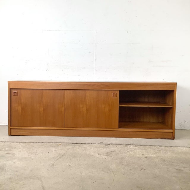 Vintage Scandinavian Modern Teak Credenza Media Cabinet With Sliding Doors For Sale - Image 9 of 17