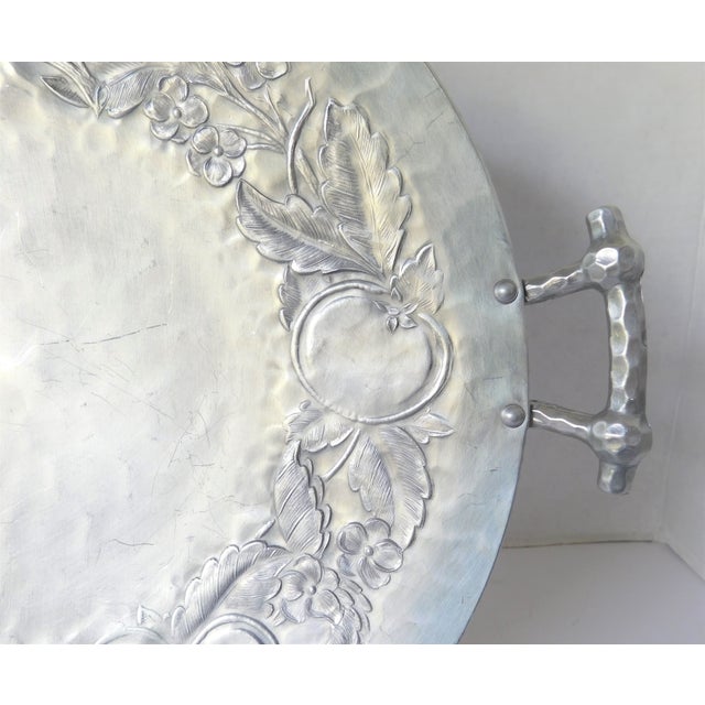 1940s Everlast Aluminum Metal Hammered Round Vintage Serving Tray With Handles
