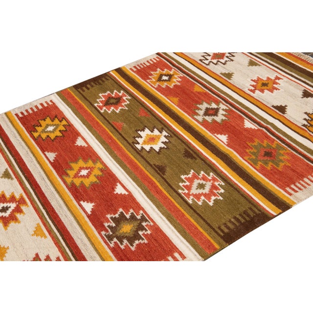 Textile 21st Century Modern Kilim Rug 4 '7'' X 6' 6''. For Sale - Image 7 of 10