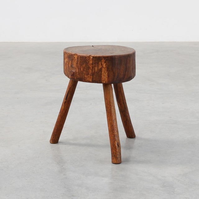 Rustic Oak Tripod Stool with Round Wooden Seat, France, 1920 For Sale - Image 11 of 11
