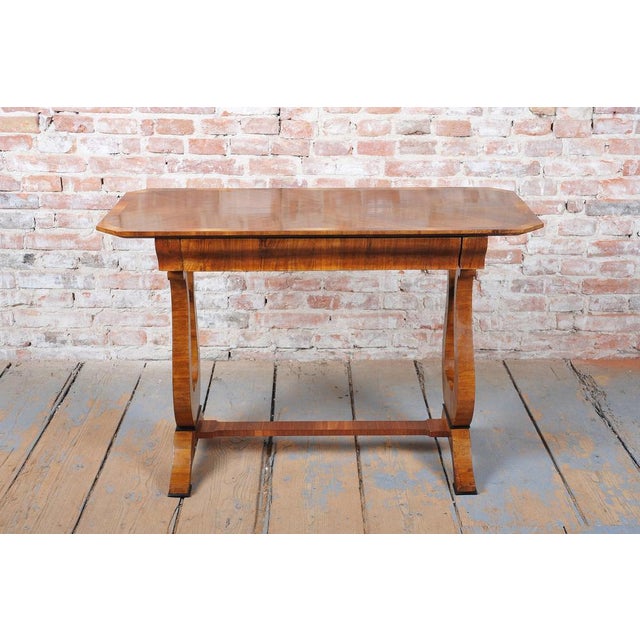 Biedermeier Writing Desk in Walnut, Austria, 1820s For Sale - Image 13 of 14