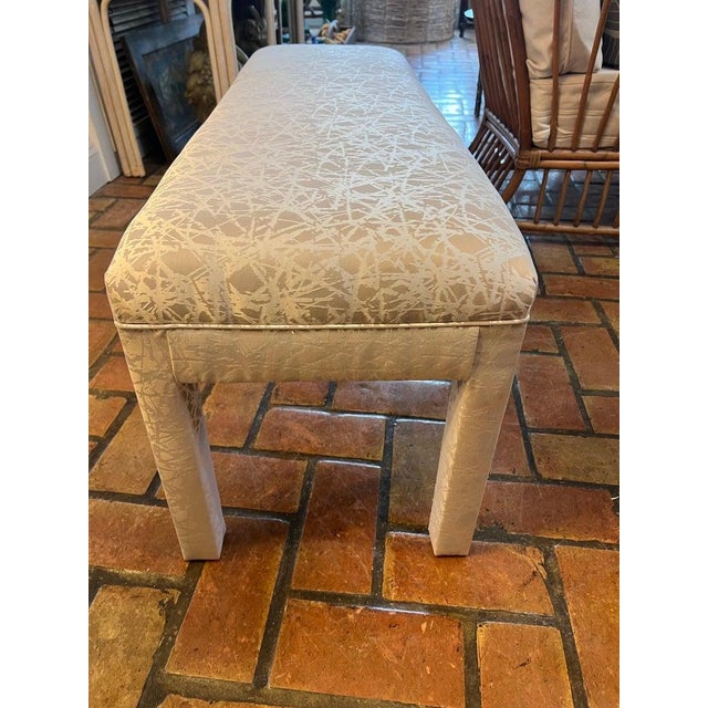 Mid-Century Modern Parsons Bench in Abstract Champagne Upholstery For Sale - Image 9 of 15