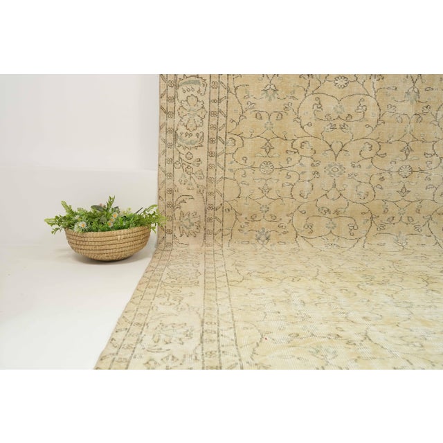 Turkish 1970s Vintage Turkish Handmade Wool Cotton Beige Area Rug For Sale - Image 3 of 12