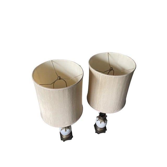 Mid Century Hollywood Regency Stiffel Ostrich Egg Lamps- a Pair For Sale - Image 12 of 12