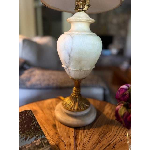 Mid 20th Century Alabaster Table Lamp With Custom Shade For Sale - Image 4 of 6