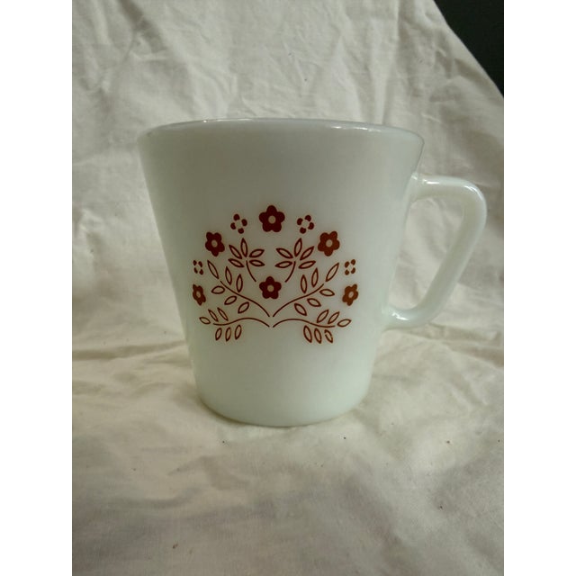 Beautiful lot of two pyrex corningware Summer Impressions mugs from the early 80s, in the brown palette. No chips, very...