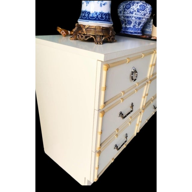 Thomasville Vintage Faux Bamboo 9 Drawer Palm Beach Regency Dresser For Sale - Image 4 of 15