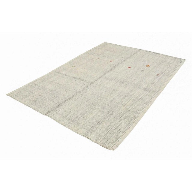 Mid-Century Modern Mid 20th Century Light Gray Vintage Kilim Rug For Sale - Image 3 of 7