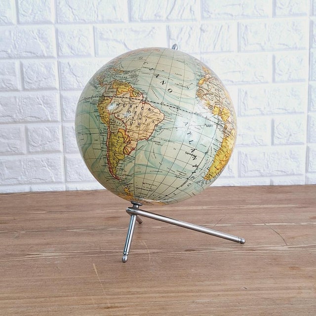 Educational Tabletop World Globe in Glass and Paper, 1950s For Sale - Image 14 of 14