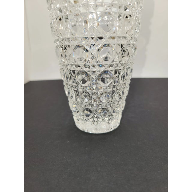 1920s 1920s American Brilliant Abp Deep Cut Crystal Vase Octagonal Hobnail Cane For Sale - Image 5 of 7