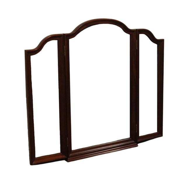Traditional Hickory Manufacturing Mahogany Traditional Duncan Phyfe 50" Tri-View Dresser Mirror For Sale - Image 3 of 10