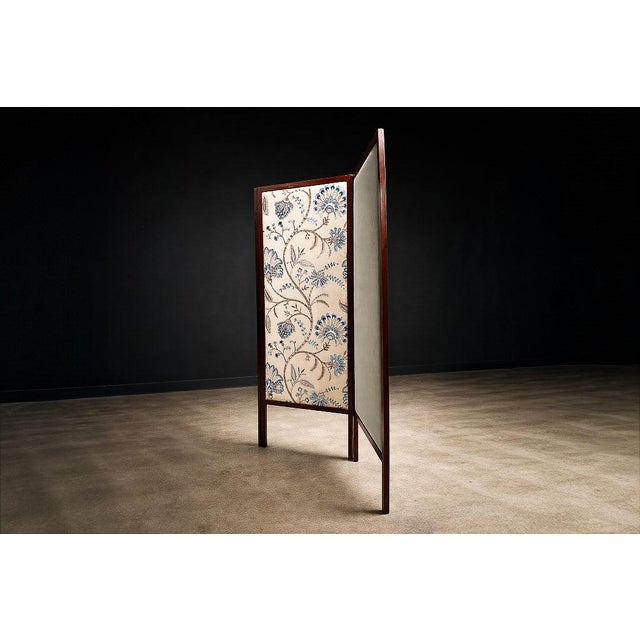 Pistachio Three-Panel Screen in Brazilian Rosewood & Upholstered Fabrics by Sergio Rodrigues, 1960s For Sale - Image 8 of 9