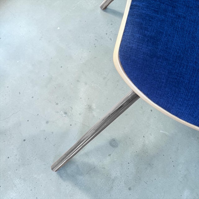Contemporary Allermuir Mollie A580 Bent Beech & Chrome Armchair With Knoll Upholstery, 2018 For Sale - Image 3 of 7
