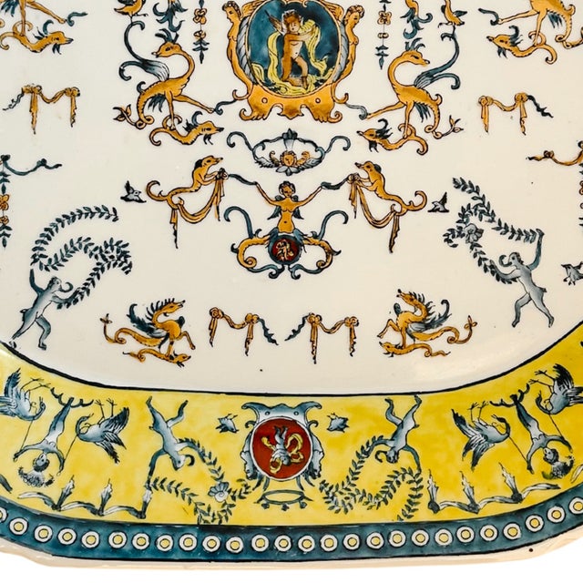 Large Vintage Octagonal Platter in Italian Renaissance Grotesque Style For Sale - Image 4 of 7