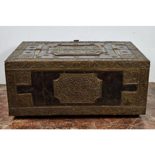 Grand Scale, 18th Century, English Document Box For Sale In Los Angeles - Image 6 of 8