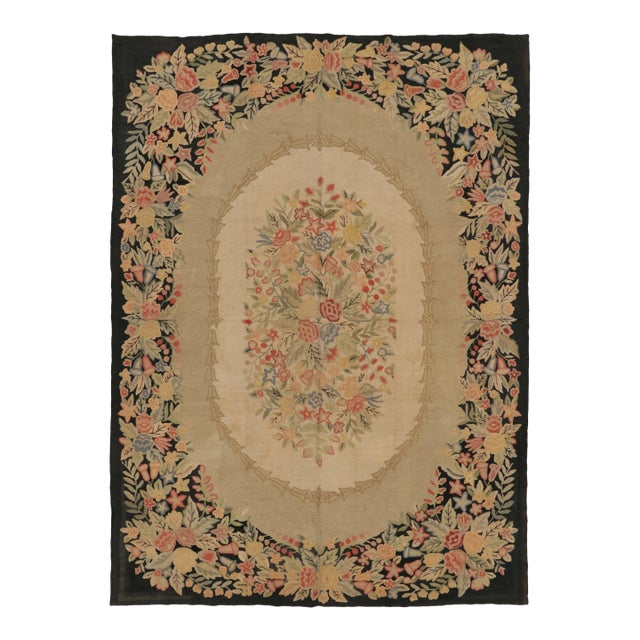 Antique Hooked Floral Wreath Medallion Wool Rug by Rug & Kilim, Usa, 1920–1929 For Sale