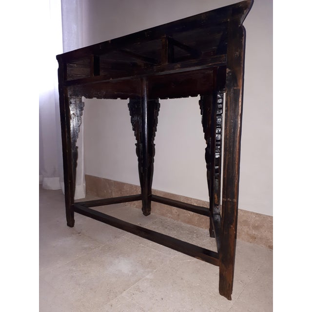 Chinese Console Table in Lacquered Wood For Sale - Image 6 of 11