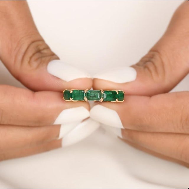 Natural 6.75 cts Zambian emerald ring 14k gold For Sale - Image 9 of 18