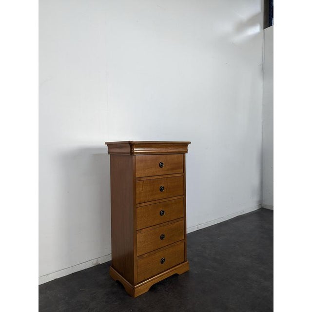Louis Philippe Style Cherrywood Chest of Drawers, in Very Good conditions.