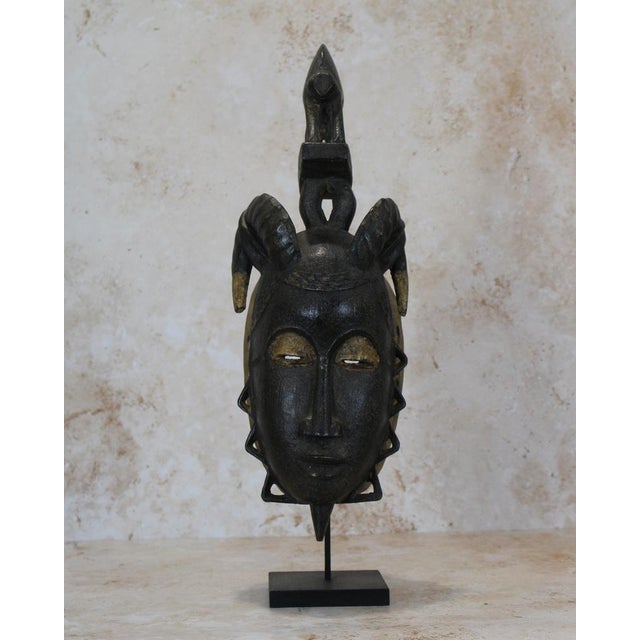 Senufo Kpelie Mask in Wood For Sale - Image 9 of 9