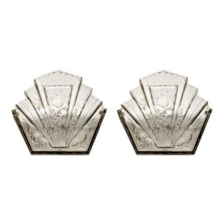 French Art Deco Wall Sconces signed by Verrerie des Hanots - a Pair For Sale
