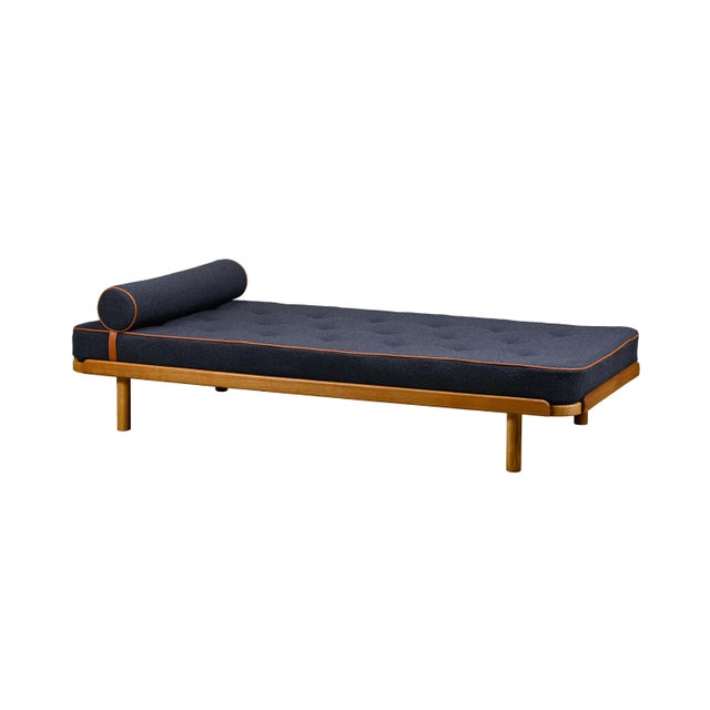 Scandinavian Daybed in Oak and Dark Blue Bouclé Fabric with Leather Accents, 1960s For Sale - Image 15 of 15