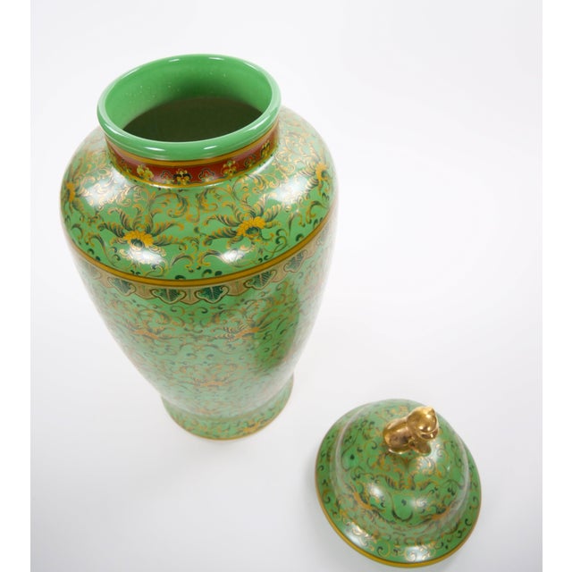 Late 20th Century Large 20th Century Chinese Export Hand-Painted Enameled Lidded Decorative Urn For Sale - Image 5 of 10