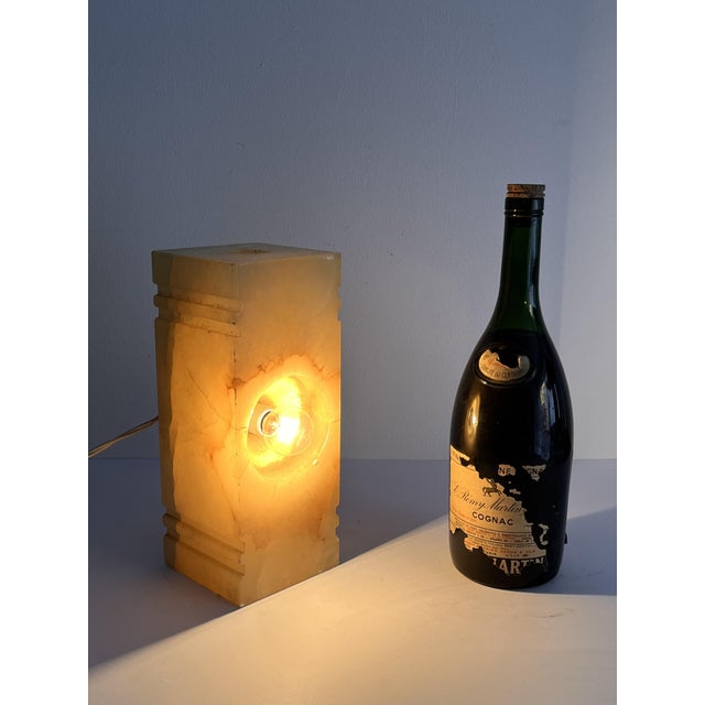 Brutalist Alabaster Block Table Lamp, Italy, 1970s For Sale - Image 9 of 9