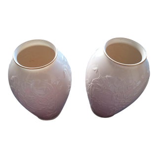 1980s Gorgeous Pair of Lenox Usa Embossed Decorative Vases For Sale