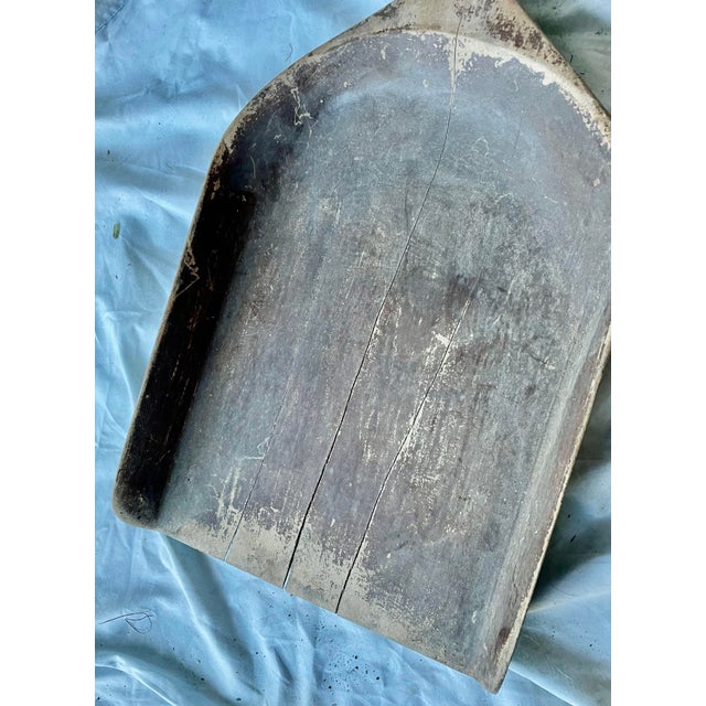 Rustic Farmhouse Country Antique Wooden Carved Shovel D-Handle For Sale - Image 4 of 11