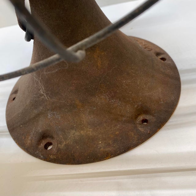 Mid-Century Modern 1950s Robbins & Myers Junior Industrial Table Fan For Sale - Image 11 of 12