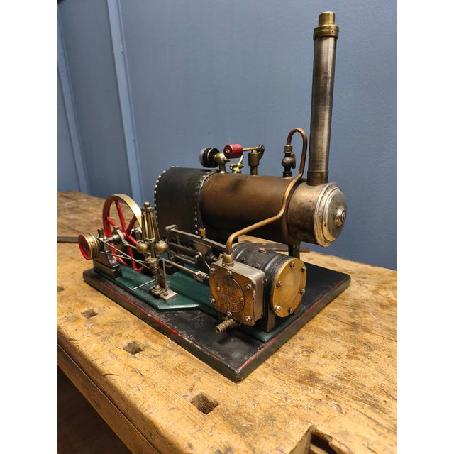 French Steam Engine in Copper and Cast Iron For Sale - Image 10 of 18