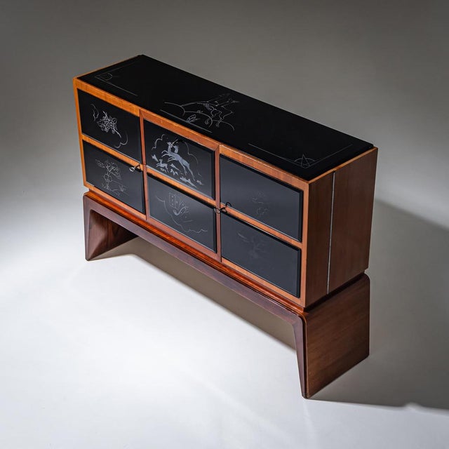 Bar Cabinet in the style of Osvaldo Borsani, Italy, 1940s For Sale - Image 4 of 13