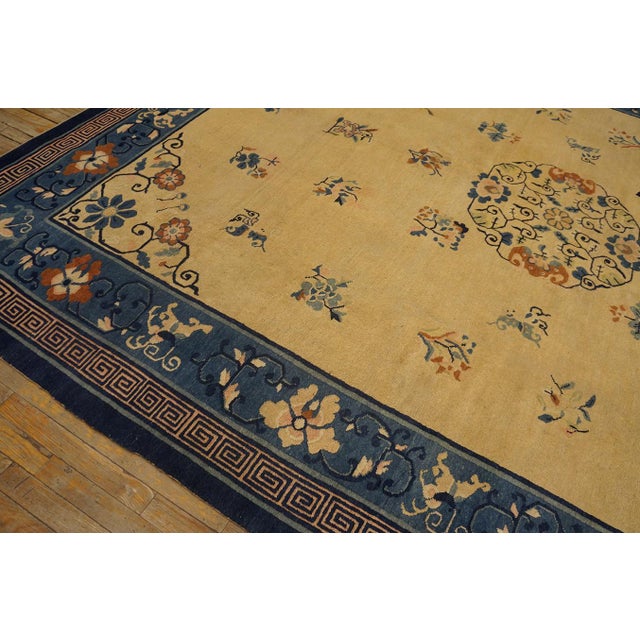 1920s 1920s Beige Floral Medallion Art Deco Antique Chinese Peking Rug 9' X 11'7'' Wool Carpet For Sale - Image 5 of 17