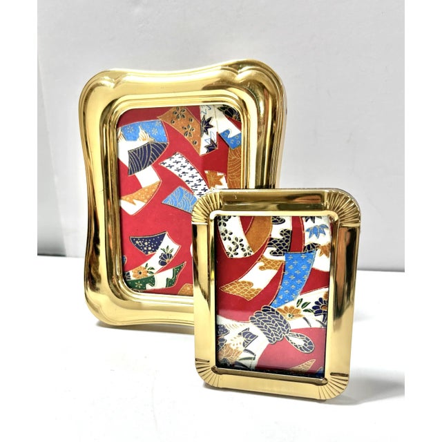 Art Deco Vintage Brass Tabletop Picture Frames, Coordinating Hollywood Regency Pair For Sale - Image 3 of 7