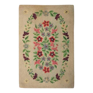 1950s Beige Floral Folk Art Antique American Hooked Rug 3'10" X 5'8" Handknotted Wool Carpet For Sale