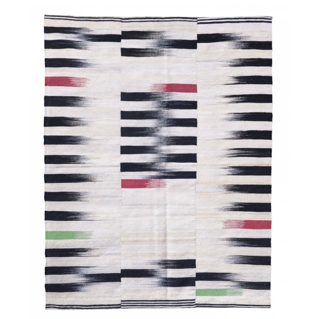 Textile Handwoven Kilim Rug in Striped Pattern For Sale - Image 7 of 7