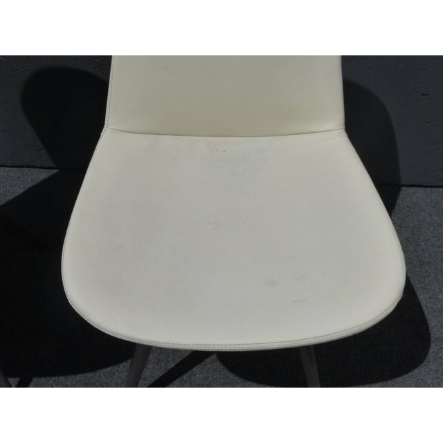 Vintage Contemporary Style White Vinyl Accent Chairs W Metal Peg Legs
