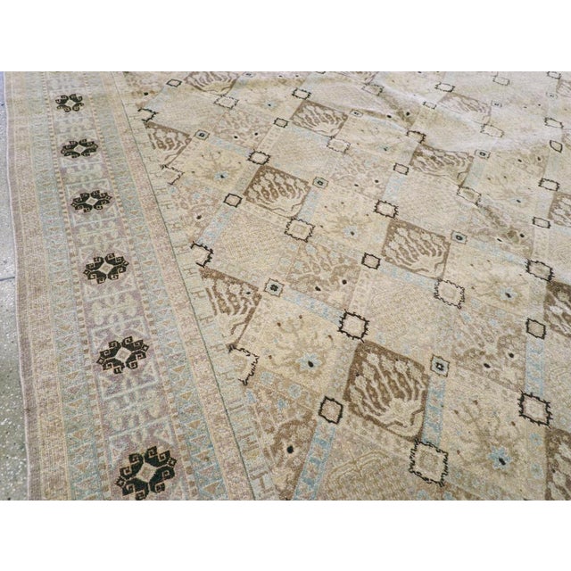Mid 20th Century Galerie Shabab Collection Mid-20th Century Handmade Persian Kashan Large Room Size Carpet For Sale - Image 5 of 10