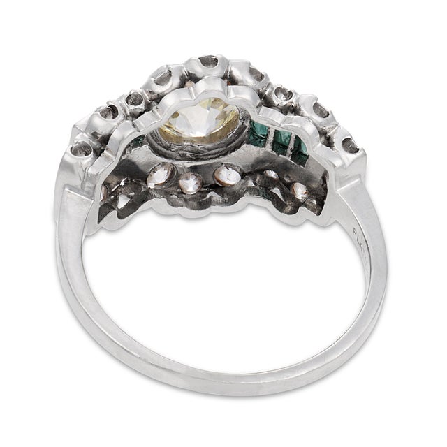 1930s Art Deco Gia 1.19 Carat Old Mine Cut Diamond Emerald Platinum Engagement Ring, Size 8 For Sale In Los Angeles - Image 6 of 8