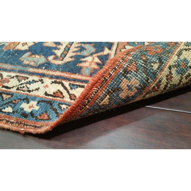 10′3″ X 12′8″ Antique Persian Serapi Hand Knotted Rug - Size Cat. 10x13 10x14 For Sale - Image 4 of 4