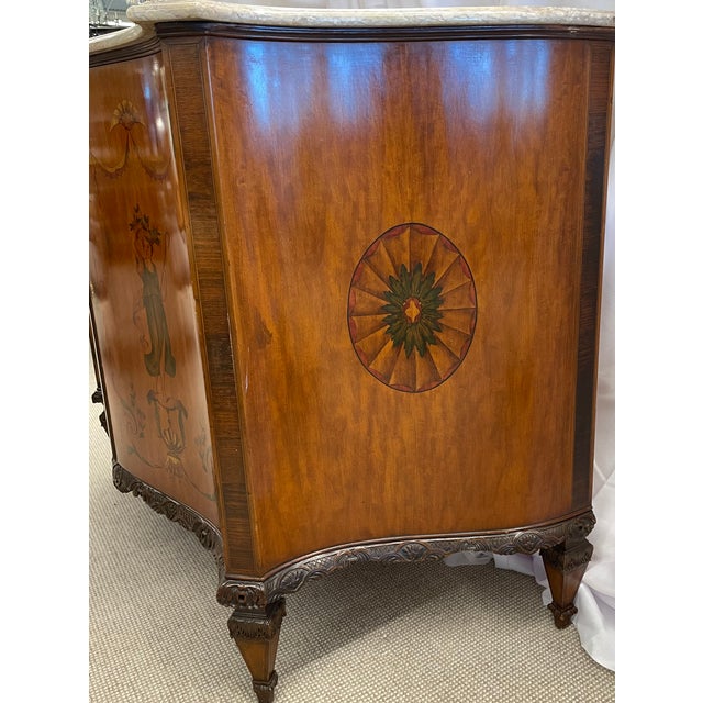 Edwardian Adams Style Marble-Top Curved Front Detailed Commode For Sale In New York - Image 6 of 13