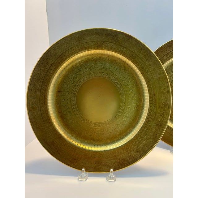 An impressive set of 18 vintage Bernardaud Limoges porcelain service plates in the elegant Villiers pattern. Each plate...