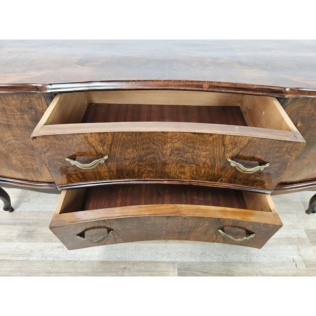 Chippendale Dressing Table in Walnut Burl and Brass, 1940 For Sale - Image 14 of 18