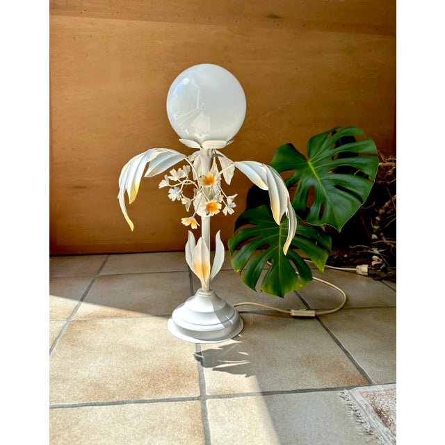 Florentine Style Plant-Shaped Table Lamp in Metal & Opal Glass by Sergio Terzani, Italy 1970s For Sale - Image 4 of 18
