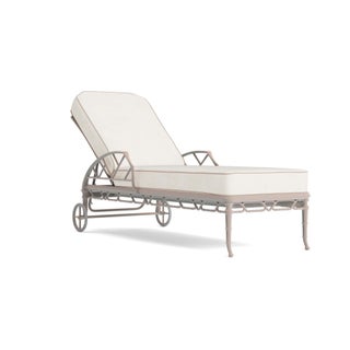 Brown Jordan Calcutta Adjustable Chaise Lounge in Blush with Sea Salt and Dusty Pink Welt Cushions For Sale