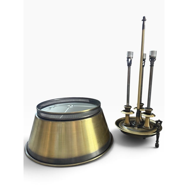 1970s Vintage Mid-Century Modern Brass Bouillotte Table Lamp With Tole Metal Shade For Sale - Image 5 of 7