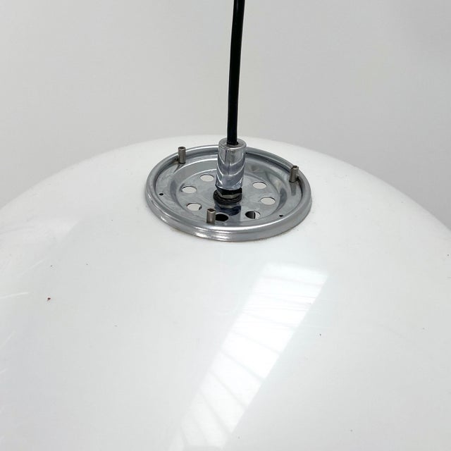 White Bud Pendant Lamp by Studio 6G for Guzzini, 1970s For Sale - Image 4 of 8